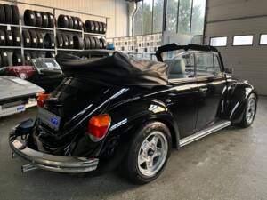 Image 6/41 de Volkswagen Coccinelle 1303 LS (1974)