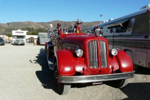 Image 3/7 de American LaFrance 700 Series Fire Truck (1948)