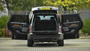 Image 26/50 of Land Rover Range Rover V8 SV Autobiography (2018)