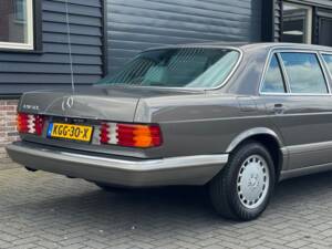 Image 15/26 of Mercedes-Benz 420 SEL (1986)