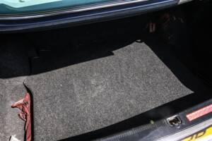 Immagine 42/44 di Mercedes-Benz 500 SE (1985)