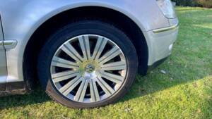 Bild 2/23 von Volkswagen Phaeton V10 TDI (2003)