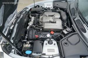 Image 3/29 of Jaguar XKR (2003)