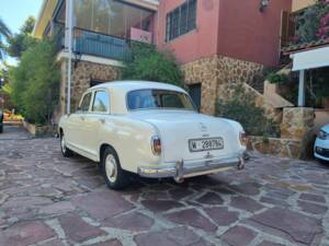 Bild 6/8 von Mercedes-Benz 190 b (1961)