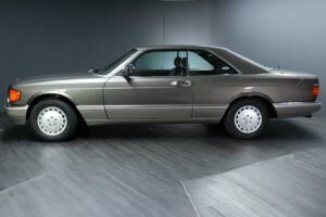 Image 8/30 of Mercedes-Benz 560 SEC (1988)