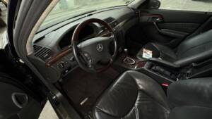 Bild 45/88 von Mercedes-Benz S 500 (2001)