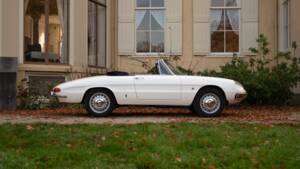 Image 47/50 de Alfa Romeo 1600 Spider Duetto (1967)