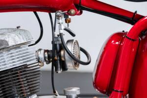 Image 24/27 of MV Agusta 125 TR (1955)