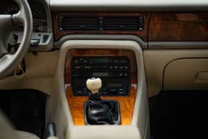 Imagen 43/50 de Jaguar XJ6 3.2 (1995)