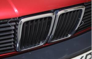 Bild 7/33 von BMW 318i (1993)