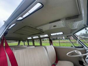 Image 36/60 of Volkswagen T2c Combi (1969)