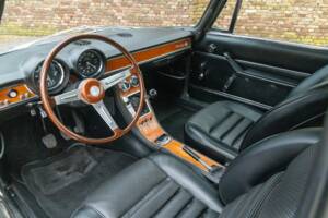 Image 11/50 de Alfa Romeo Giulia GT 1300 Junior (1972)