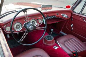 Image 2/50 of Austin-Healey 3000 Mk II (BJ7) (1962)