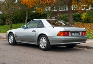 Immagine 4/22 di Mercedes-Benz SL 500 (1995)