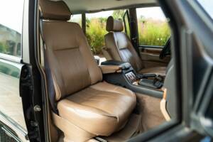 Image 34/50 de Land Rover Range Rover Vogue LSE (1994)