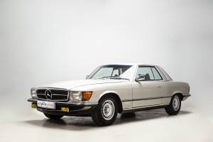 Afbeelding 3/31 van Mercedes-Benz 450 SLC (1977)