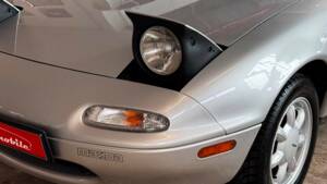 Image 8/18 of Mazda MX-5 1.6 (1992)