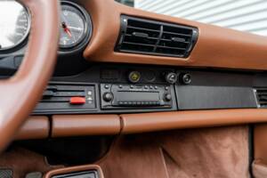 Bild 22/41 von Porsche 911 Speedster 3.2 (1989)