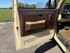 Bild 20/29 von Chevrolet C 20 (1985)