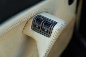 Bild 42/50 von Ferrari 456 GT (1995)