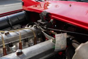 Image 13/43 of Alfa Romeo Junior Zagato GT 1300 (1972)