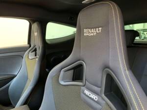 Immagine 27/43 di Renault Mégane RS (2011)