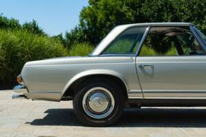 Image 39/50 of Mercedes-Benz 230 SL (1965)