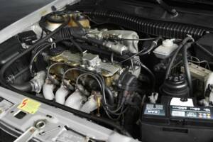 Bild 33/41 von Opel Calibra 2,0 (1991)