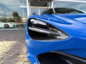Immagine 10/30 di McLaren 720S (2021)