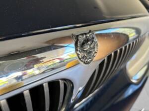 Image 12/15 de Jaguar XJ 8 Executive (1998)