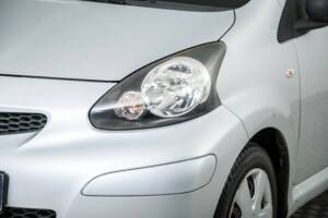 Image 21/48 of Toyota Aygo (2010)