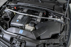 Image 36/50 of BMW 125i (2008)