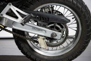 Image 18/50 of Yamaha XTZ 750 SuperTéneré (1990)