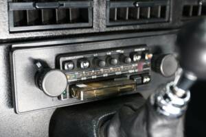 Image 19/49 de Jaguar Type E V12 (1974)