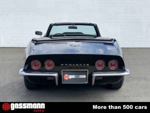 Image 7/15 of Chevrolet Corvette Stingray (1968)
