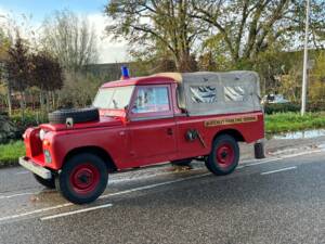 Image 2/14 of Land Rover 109 (1958)