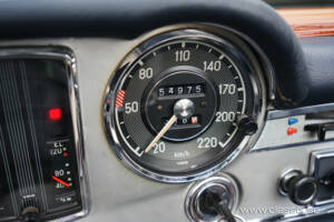 Image 12/18 de Mercedes-Benz 280 SL (1969)