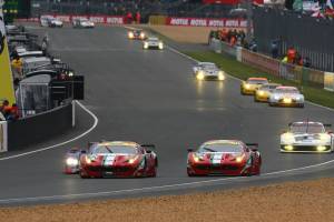 Bild 43/45 von Ferrari 458 Italia GT2 (2013)