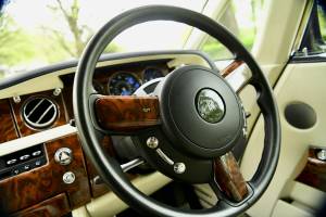 Image 37/50 of Rolls-Royce Phantom Coupé (2012)