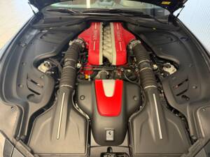 Image 18/18 of Ferrari FF (2012)