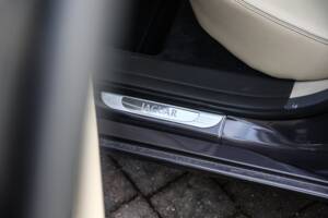 Image 34/41 of Jaguar XJR (2008)
