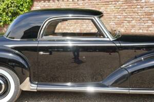 Image 20/50 of Mercedes-Benz 300 S (1953)
