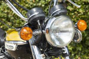 Image 13/39 of Triumph T 150 V Trident (1973)