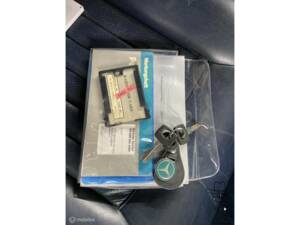 Bild 15/50 von Mercedes-Benz 300 E (1986)