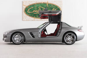 Imagen 6/56 de Mercedes-Benz SLS AMG (2011)