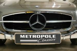 Immagine 32/48 di Mercedes-Benz 300 SL Roadster (1959)