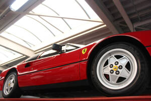 Image 7/50 de Ferrari 328 GTS (1989)