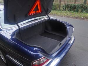 Bild 17/17 von Daimler Eight LWB (2000)