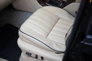 Immagine 48/50 di Land Rover Range Rover 4.6 Vogue (2001)