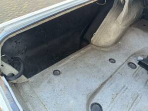 Image 19/22 of Plymouth Sport Fury (1963)